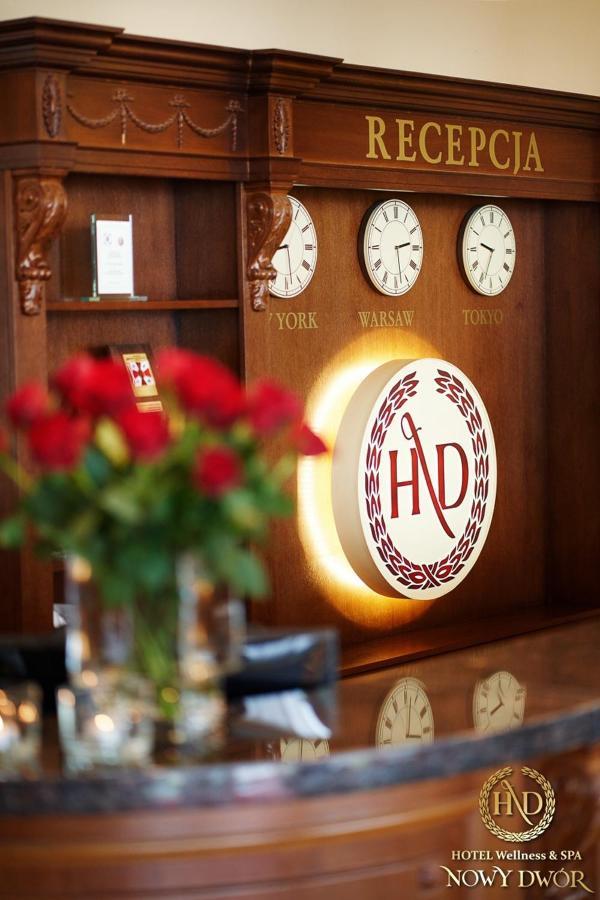 Hotel Wellness & Spa Nowy Dwor Жешов Екстериор снимка