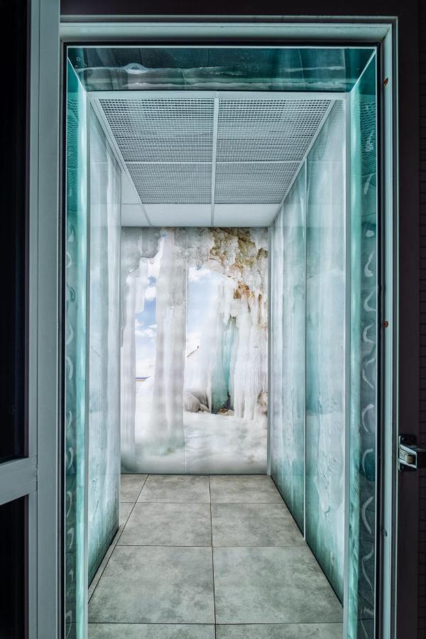 Hotel Wellness & Spa Nowy Dwor Жешов Екстериор снимка
