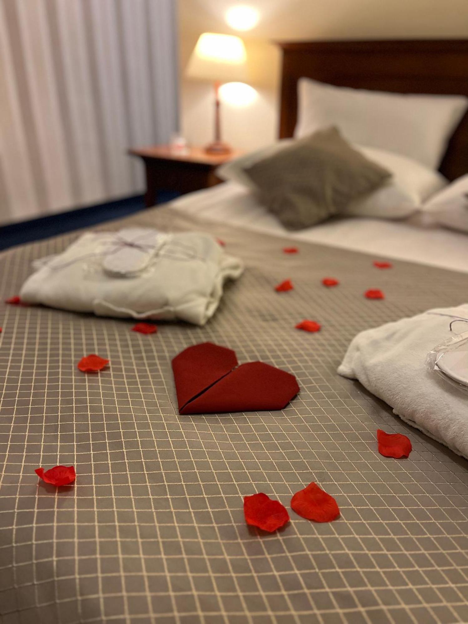 Hotel Wellness & Spa Nowy Dwor Жешов Екстериор снимка