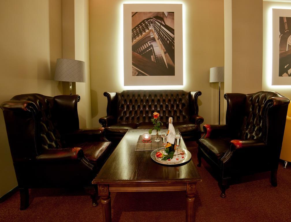 Hotel Wellness & Spa Nowy Dwor Жешов Екстериор снимка