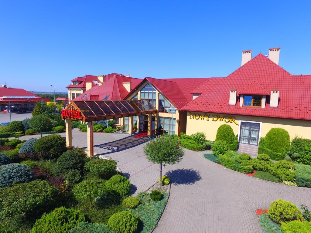 Hotel Wellness & Spa Nowy Dwor Жешов Екстериор снимка